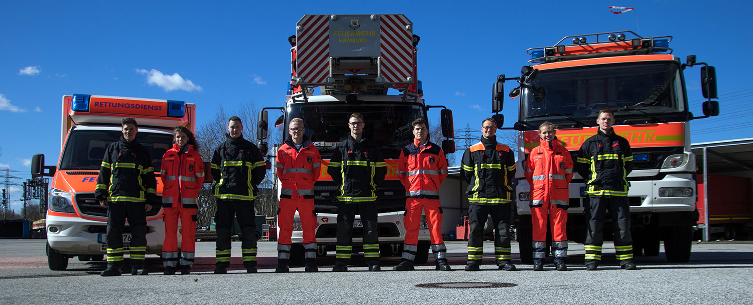 Auszubildende bei der Feuerwehr Hamburg